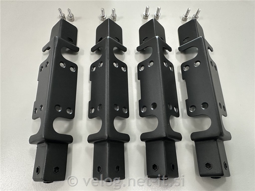 Stojalo za CFE baterije