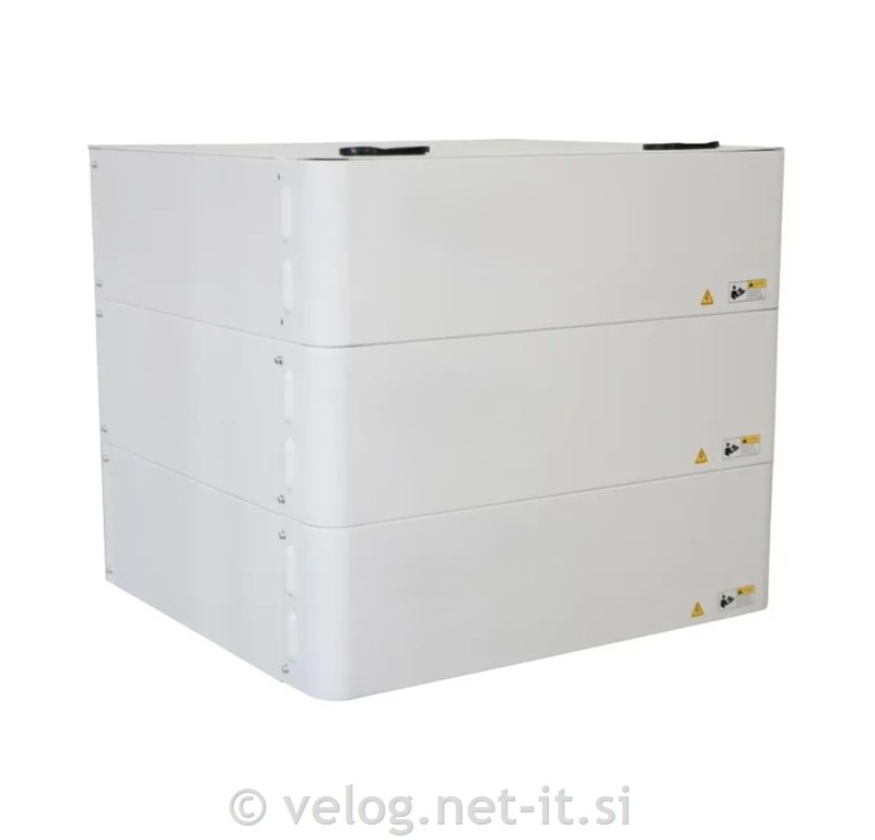 Stojalo s pokrovom za namestitev baterije na tla