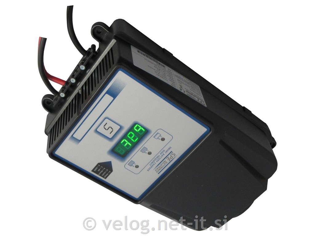 Polnilec akumulatorjev HF 36V 30A, S.P.E
