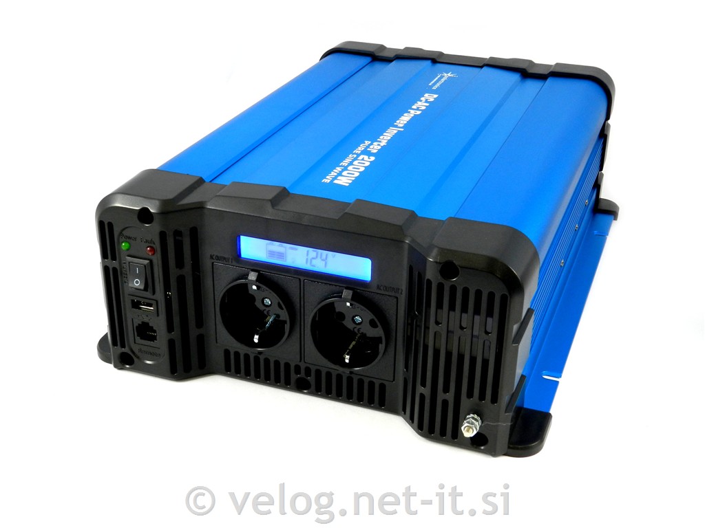 Razsmernik 2000W 12V čisti sinus