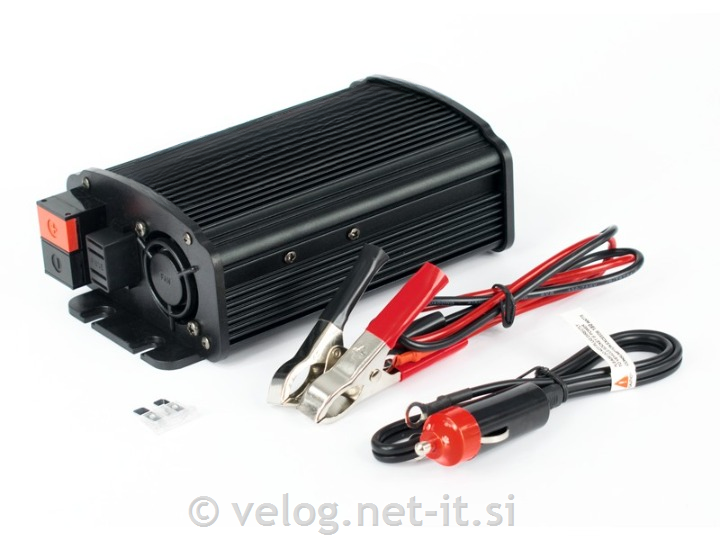 Razsmernik 300W 12V za sončne celice, navtiko, avtodom