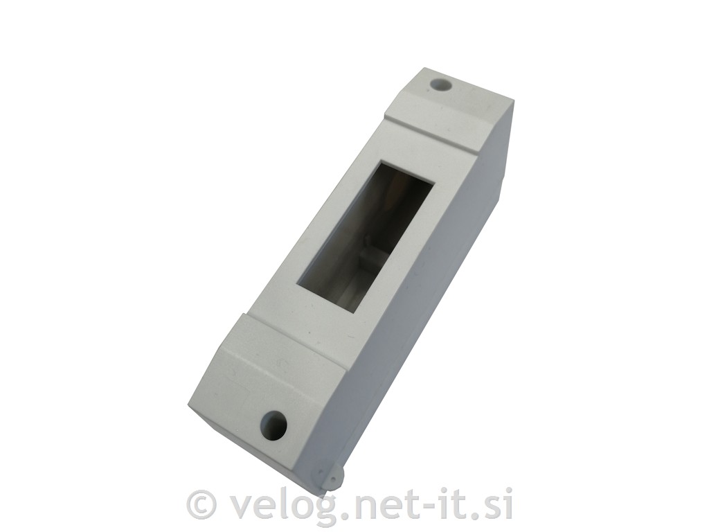 Ohišje za enopolni instalacijski odklopnik