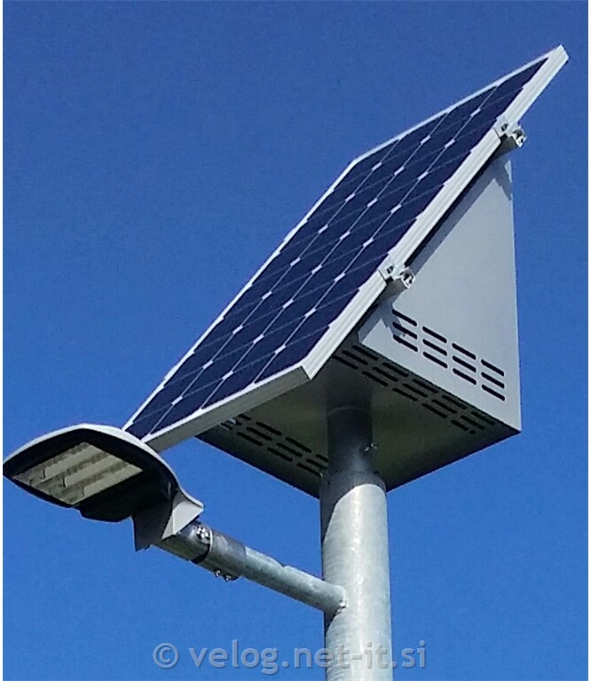 Solarna LED cestna svetilka 25W z akumulatorji v tleh