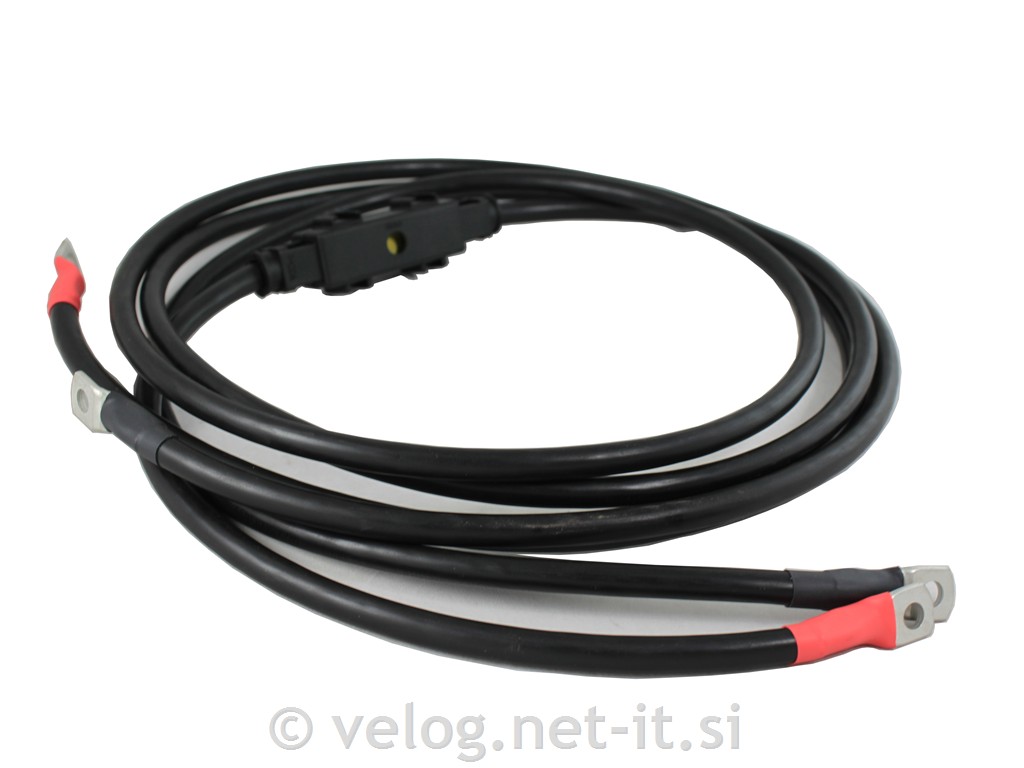 Akumulatorske povezave z varovalkami