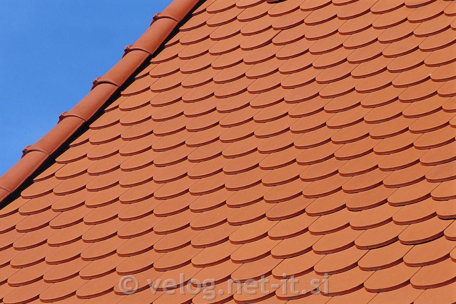 Nosilna konstrukcija za tegolo